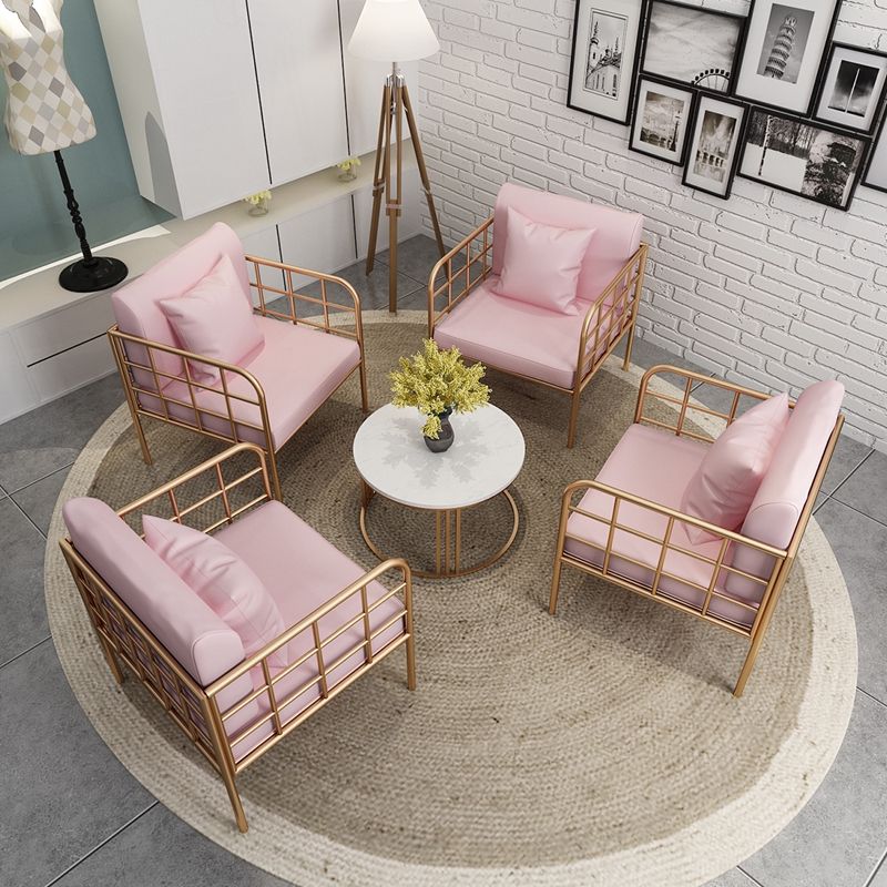 Nordic Net Red Card Seat Single Gold Wrought